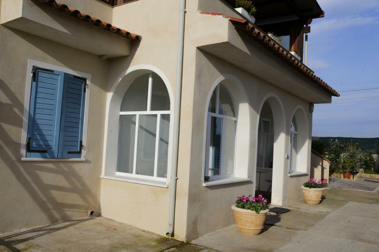 Avion B&B Elmas Ngoại thất bức ảnh